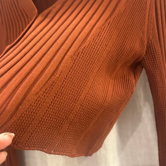 ba&sh Rust Button Down Ribbed Top - Picture 7 of 8